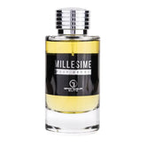 Perfume bottle van Millesime Pour Homme met een zilveren dop